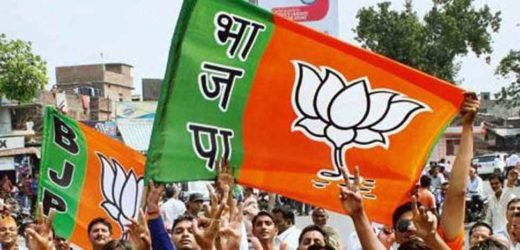 BJP stages massive protest against MVA government in Mumbai over surging electricity bills