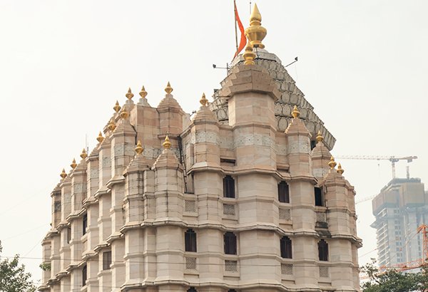 Bombay HC to hear Siddhivinayak  trustees on PIL over illegal donations