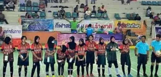 Football in hijab: Thai Muslim lesbians tackle stereotypes, eliminating the discrimination and supporting equality.