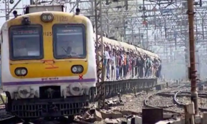 Maharashtra minister hints at trains for all from January 1