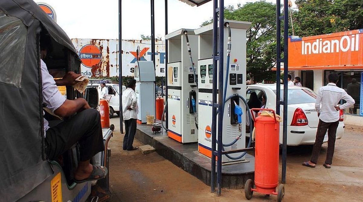 Sky High Petrol Prices: Rs. 84.95/litre in Delhi and Rs. 91.56/litre in Mumbai