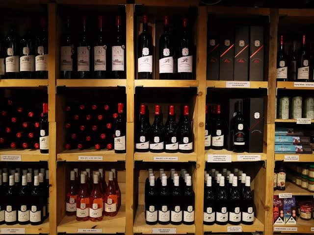 BMC permits Home Delivery of LIQUOR between 7 AM to 8 PM