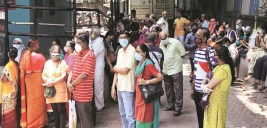 Vaccination centers in Mumbai will be closed for 3 days from Today, due to lack of vaccines