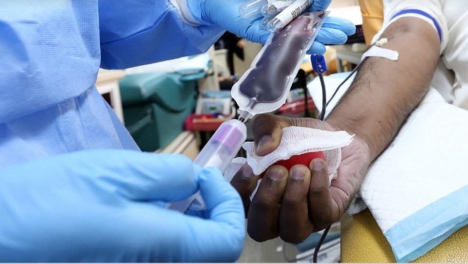 Days between vaccination and blood donation reduced from 28 to 14.