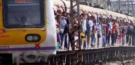 Raj Thackeray writes to CM Uddhav Thackeray: Resume local train services in Mumbai for general public, else will hold demonstration