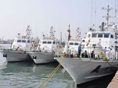 Indian fishing boats damaged in stone-pelting by Sri Lankan Navy.