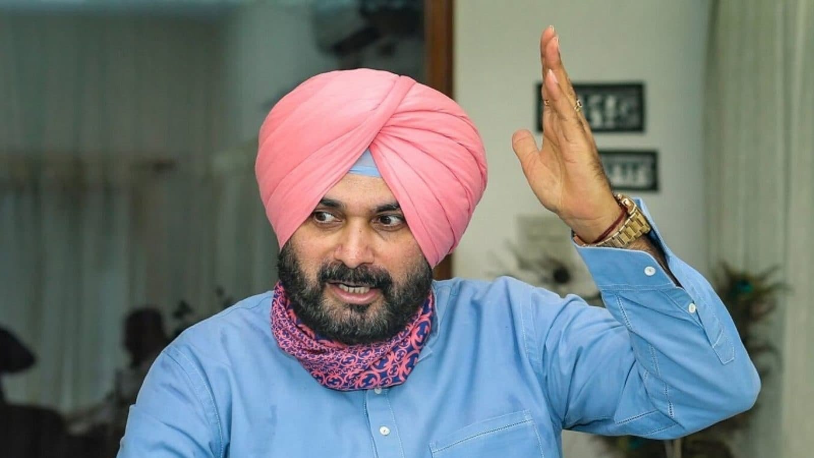 Navjot Singh Sidhu resigns as Punjab Congress chief; he’ll join some other party, predicts Amarinder