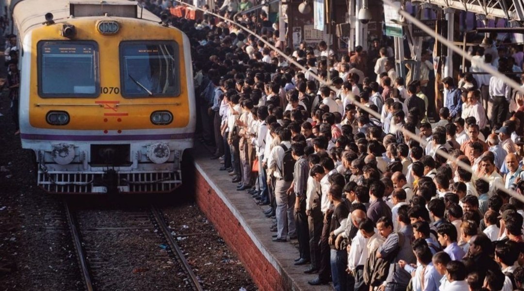 Mumbai: Students below 18 years will be allowed to board local trains