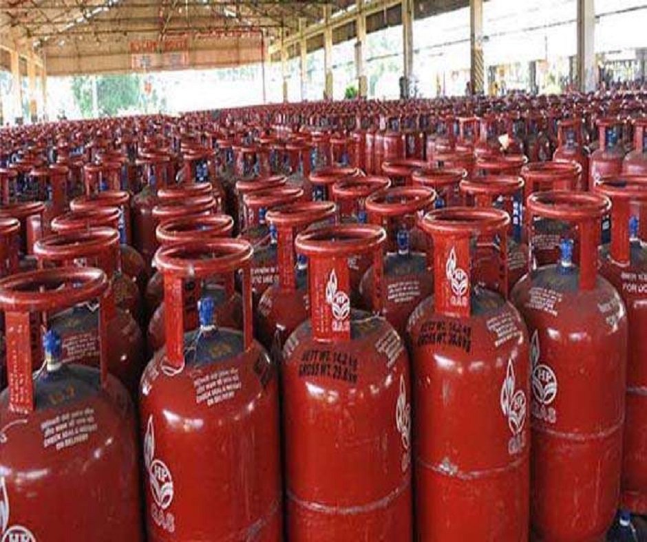 LPG Cylinder Price hike – Commercial LPG cylinder price hiked by Rs.266; no changes for domestic use