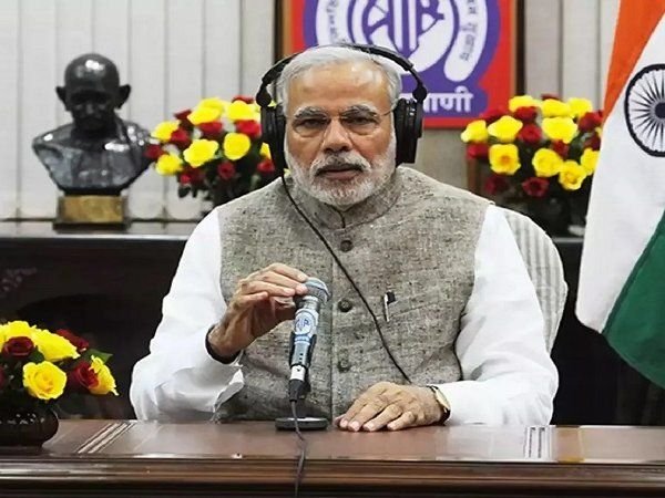 Mann ki Baat: PM Narendra Modi says he wants to serve India, hails Indian startups
