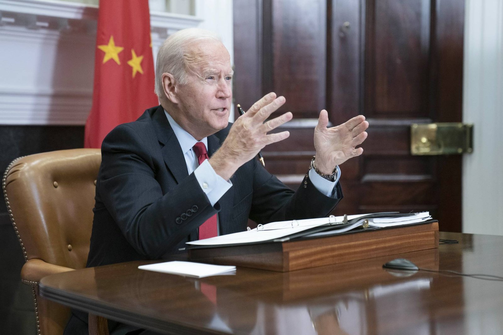 Joe Biden warns Xi Jinping China will face Consequences if it helps Russia