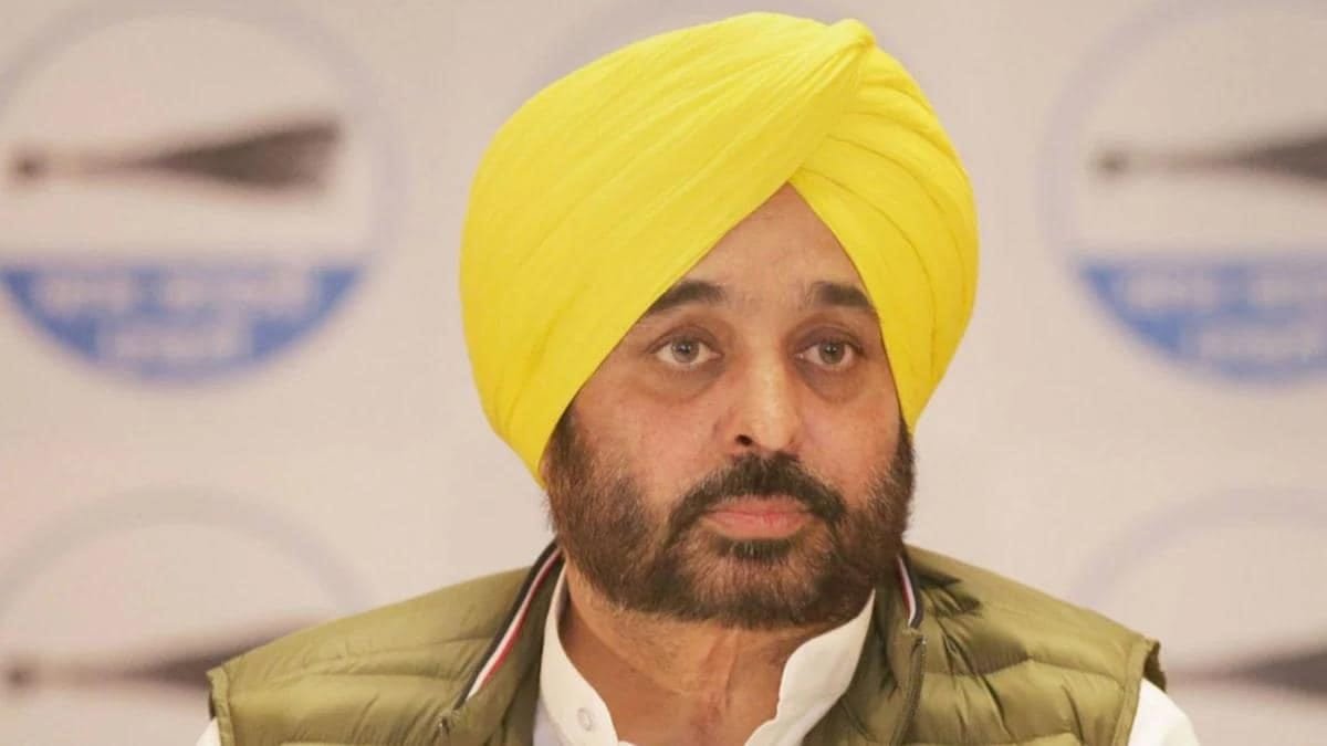 Tajinder Pal Singh Bagga files police complaint against Punjab CM Bhagwant Mann for visiting Gurudwara in drunken state