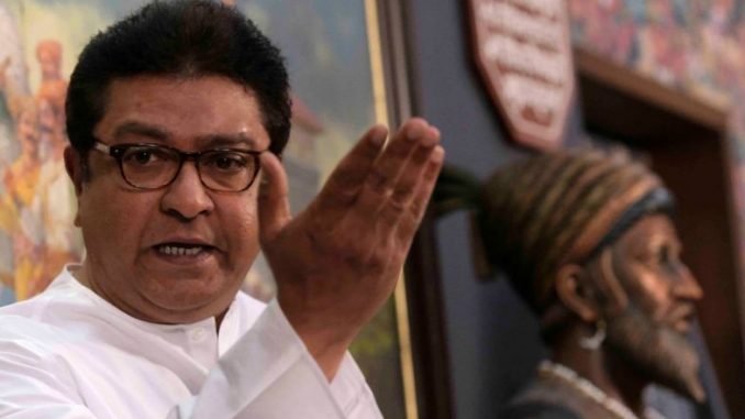 Take down loudspeakers from mosques by May 3, says Raj Thackeray