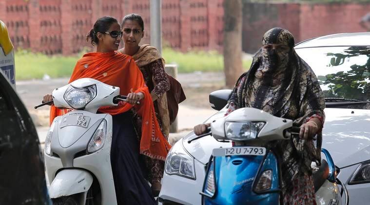 Helmets soon to be mandatory for pillion riders in Mumbai city