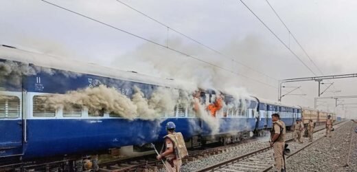 Agnipath Protests: Indian Railways Suffered Loss of Rs 259.44 Crore, Over 2000 Trains Affected
