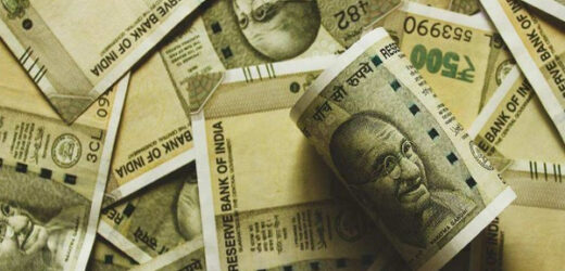 Indian rupee falls all time low of 81.67 against the dollar